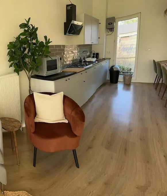 Family House With Garden & Jacuzzi & Sauna Near Amsterdam Vijfhuizen